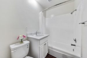 Fire Collection Apartments | Aqua North interior bathroom