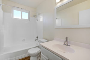 303 apartments bathroom